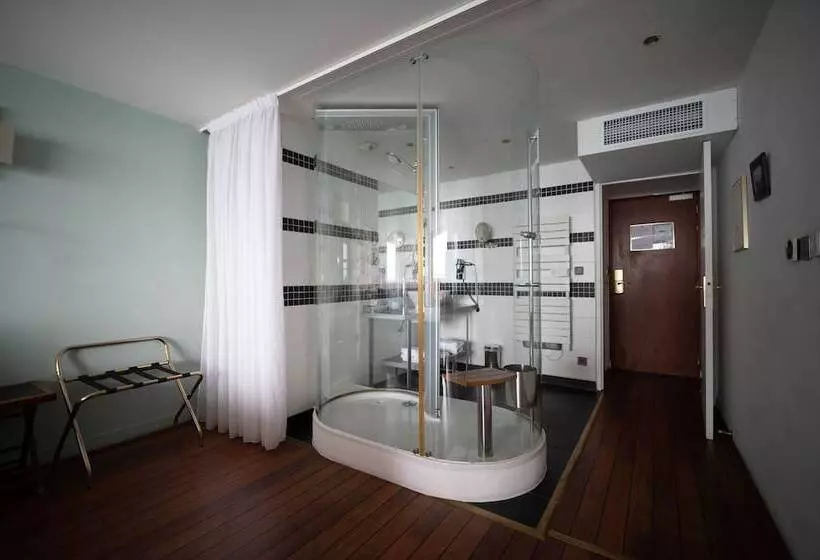 オーシャンビュースーペリアールーム, Logis Hotel   La Petite Rade
