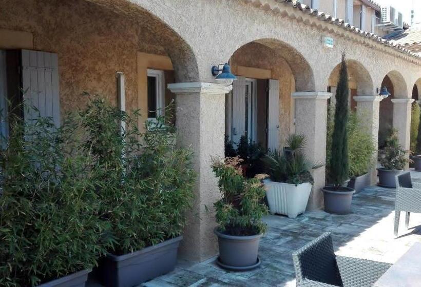 高级大房间, Le Fabian Des Baux