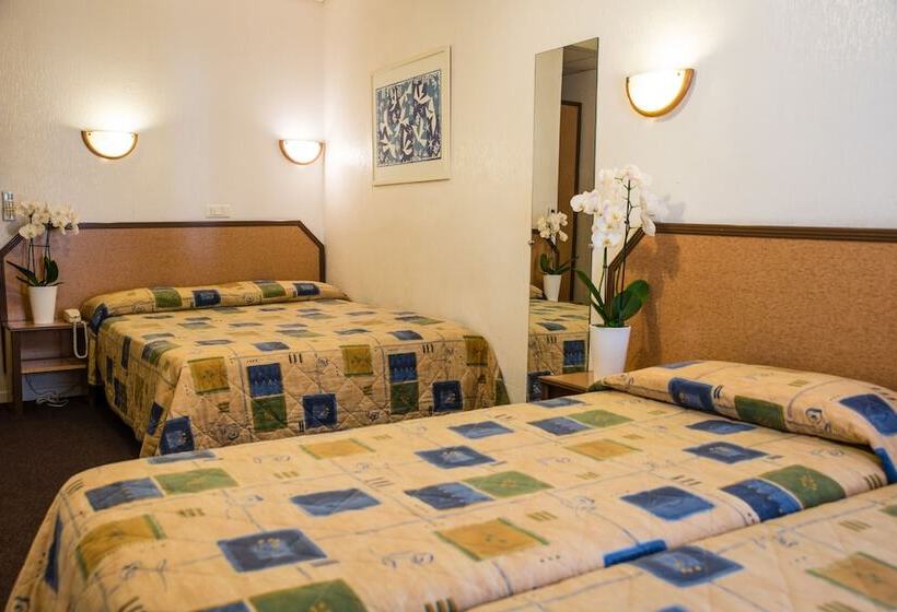 スタンダード４人部屋, Little Palace