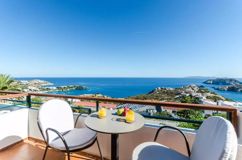 Economy Yhden Hengen Huone, Pela Mare