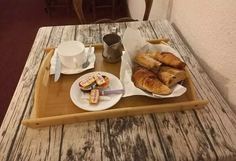 スタンダードシングルルーム, Paris Nord