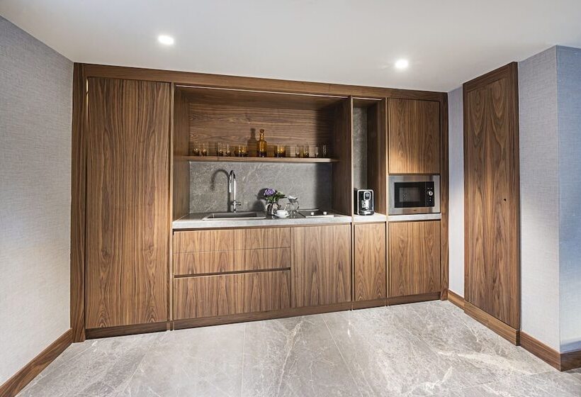 Вилла 1 Спальня, Rixos Sungate, The Land of Legends Access