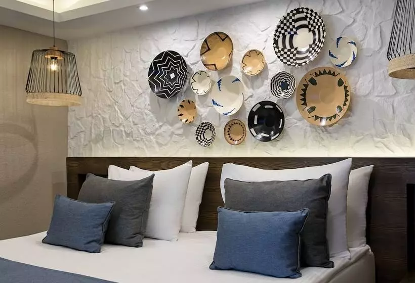 Aile Süiti, Rixos Sungate, The Land of Legends Access