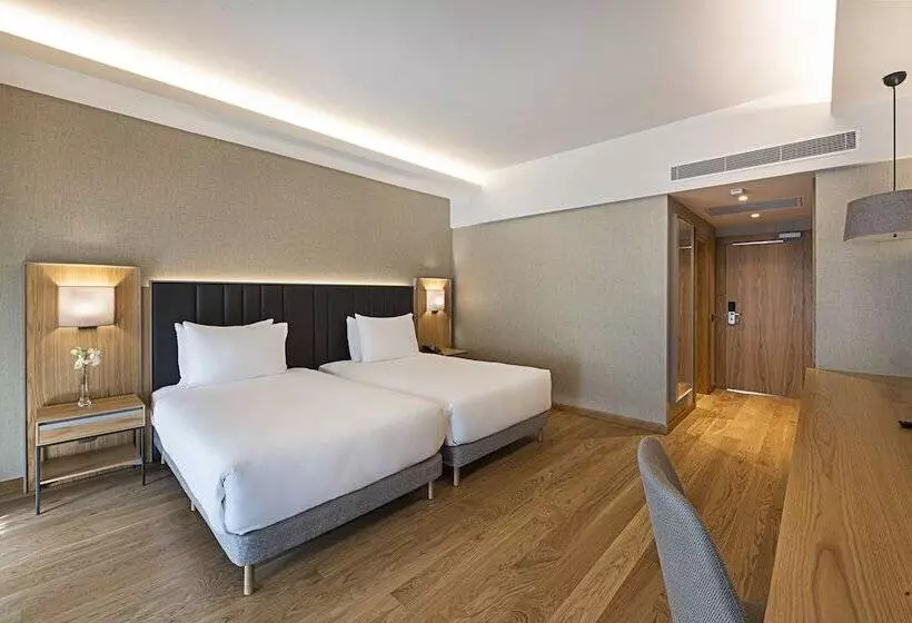 Superior Oda, Rixos Sungate, The Land of Legends Access