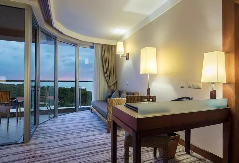 Deniz Manzaralı Standart Oda, Rixos Sungate, The Land of Legends Access