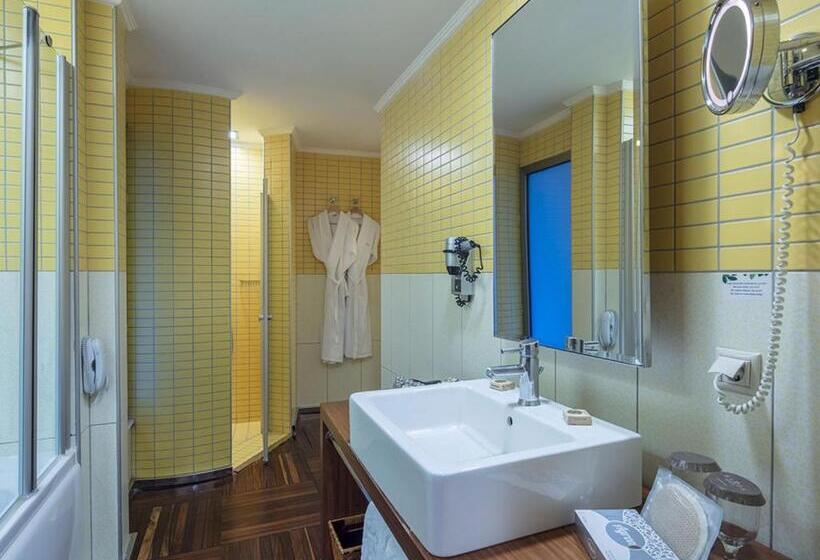 Номер Стандарт Вид на Горы, Rixos Sungate, The Land of Legends Access