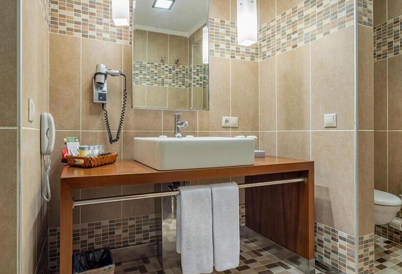 Люкс, Rixos Sungate, The Land of Legends Access