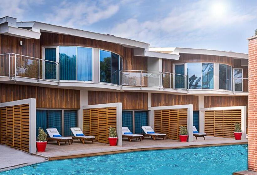 Вилла 1 Спальня, Rixos Sungate, The Land of Legends Access