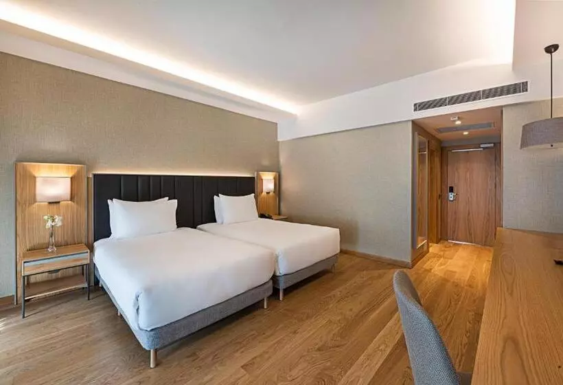Superior Oda, Rixos Sungate, The Land of Legends Access
