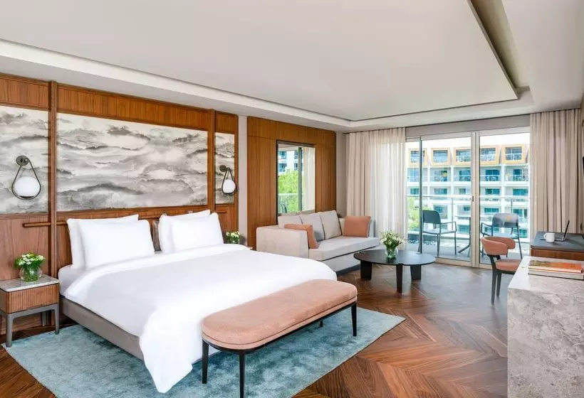 Jakuzili Standart Oda, Rixos Sungate, The Land of Legends Access