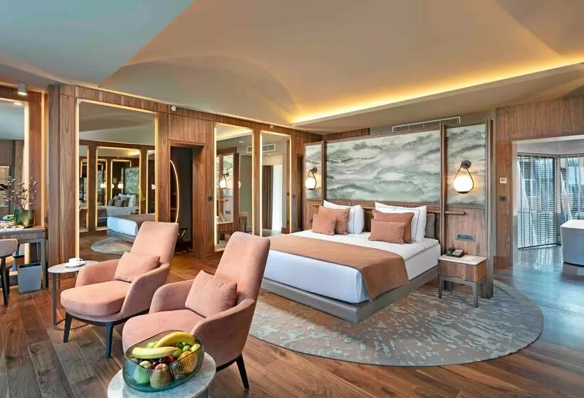 Executive Oda, Rixos Sungate, The Land of Legends Access