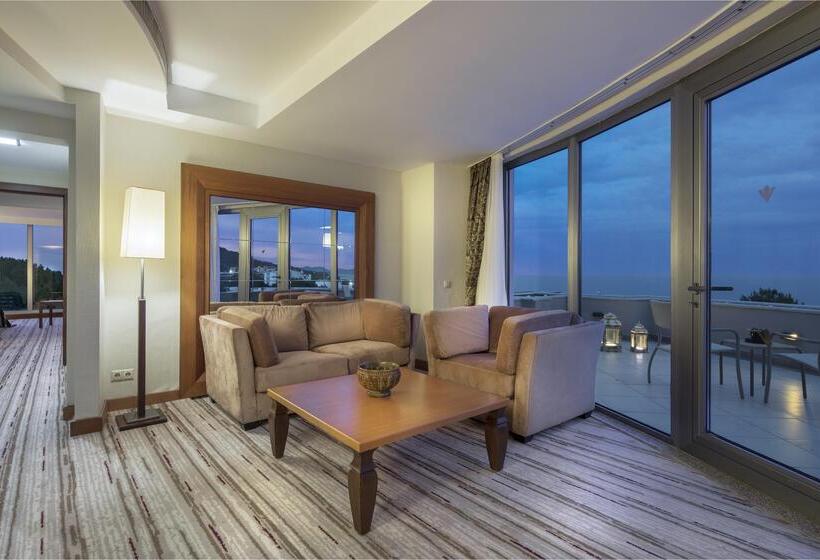 Люкс Кровать Кинг, Rixos Sungate, The Land of Legends Access