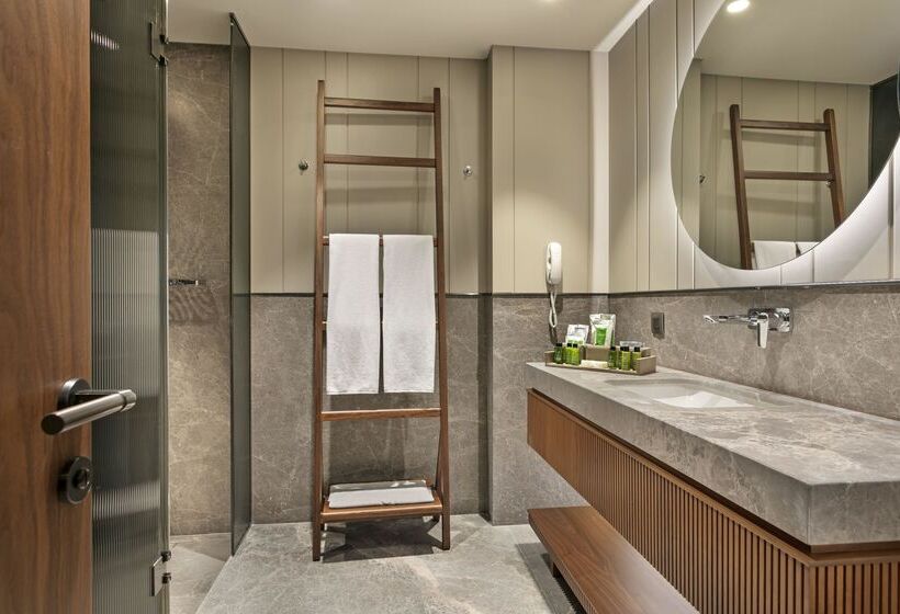 Люкс, Rixos Sungate, The Land of Legends Access