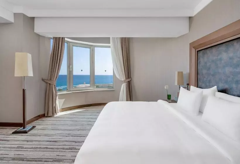 Süit, Rixos Sungate, The Land of Legends Access