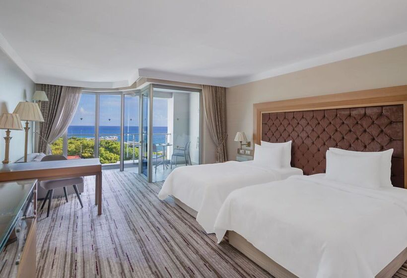 Люкс Кровать Кинг, Rixos Sungate, The Land of Legends Access