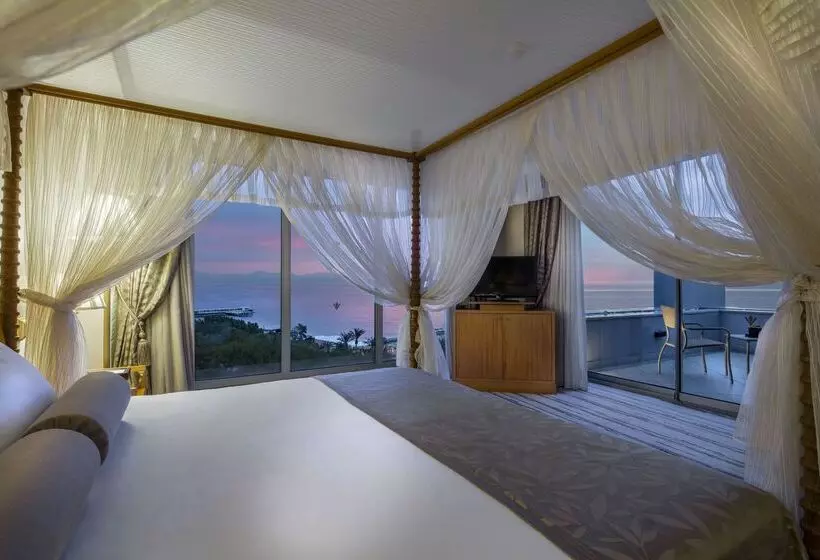 Büyük Çift Kişilik Yataklı Süit, Rixos Sungate, The Land of Legends Access