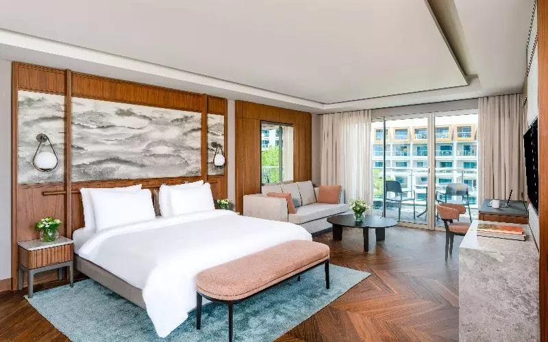 Jakuzili Standart Oda, Rixos Sungate, The Land of Legends Access
