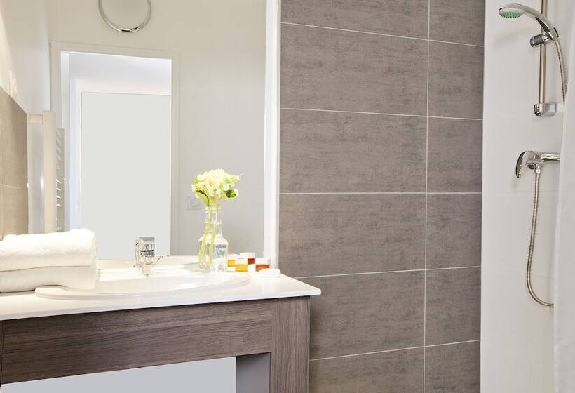 إستوديو بريميوم, Séjours & Affaires Montreuil Saint Mandé