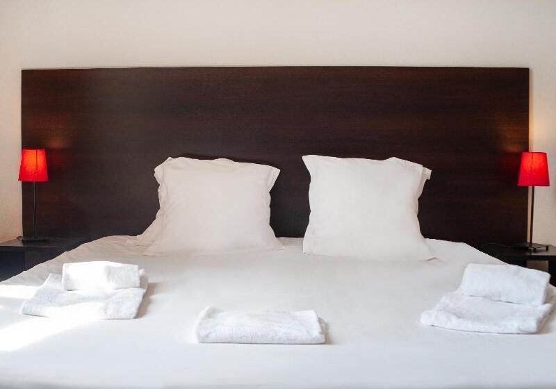 استودیوی استاندارد, Vacanceole  Le Duguesclin