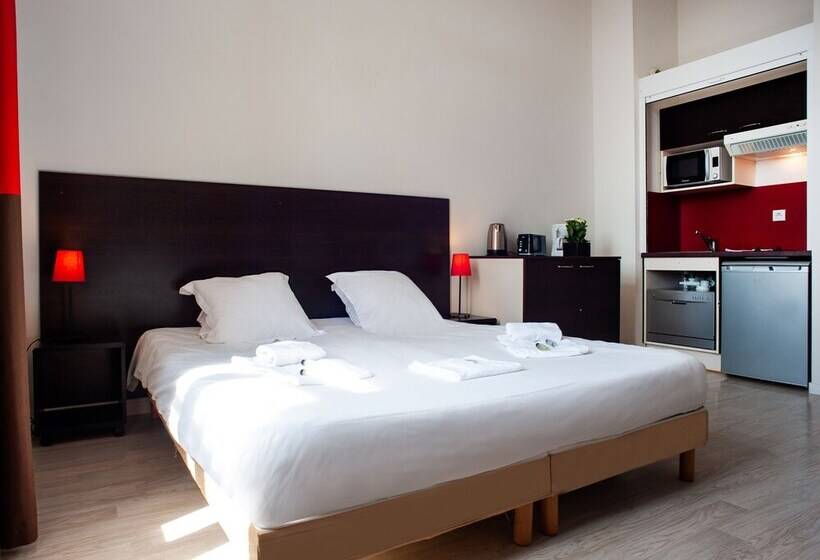 استودیوی استاندارد, Vacanceole  Le Duguesclin