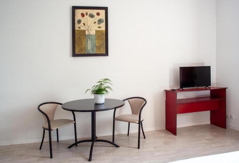 استودیوی استاندارد, Vacanceole  Le Duguesclin