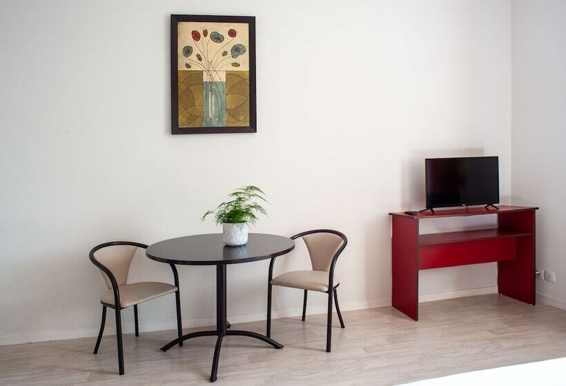 استودیوی استاندارد, Vacanceole  Le Duguesclin