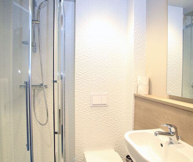 اتاق استاندارد سه نفره, Hôtel Revotel Nancy Centre Gare Et Congrès