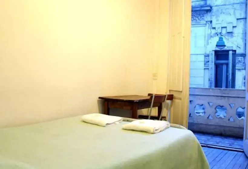 اتاق استاندارد یک نفره, Bolivar