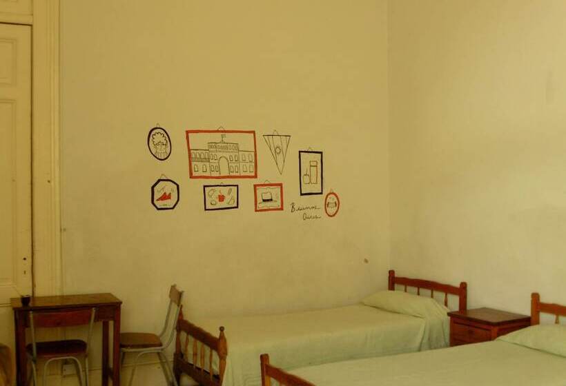 اتاق استاندارد چهارنفره با سرویس بهداشتی مشترک, Bolivar