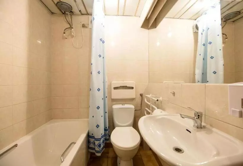 スタンダードルーム, Golden Lion Guest Rooms Szewska 19