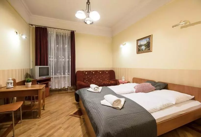 スタンダードルーム, Golden Lion Guest Rooms Szewska 19
