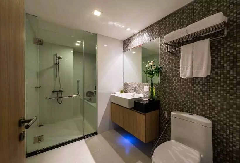 2 Bedroom Suite