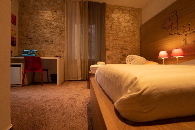 Номер Стандарт Трехместный, Slavija Culture Heritage