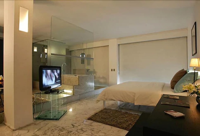 سوییت جونیور, Villa Didon