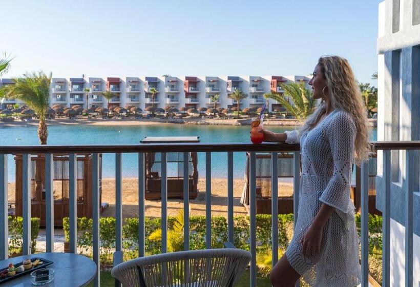 سوئیت کلاب, Sunrise Crystal Bay Resort Grand Select