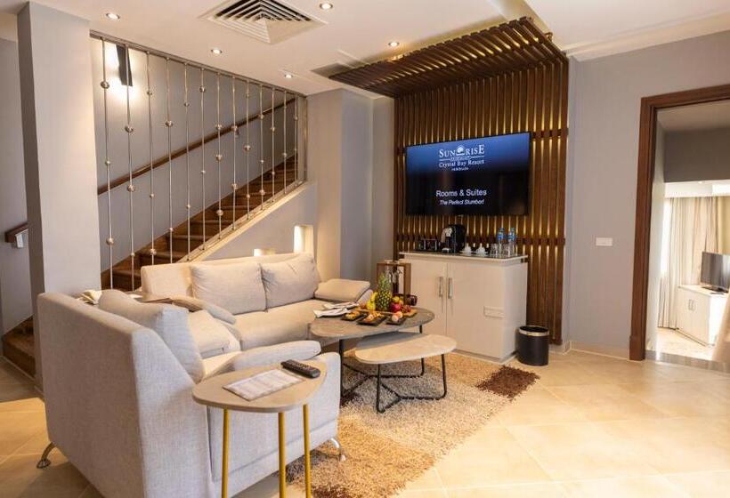 سوئیت کلاب, Sunrise Crystal Bay Resort Grand Select