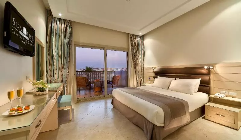 سوییت جونیور, Sunrise Crystal Bay Resort Grand Select