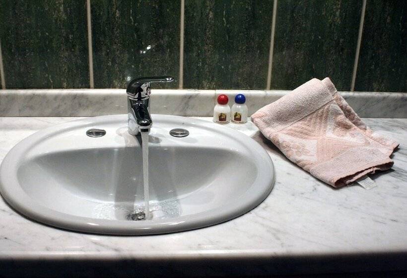 اتاق استاندارد یک نفره, Hostal Patrimonio   Sucre