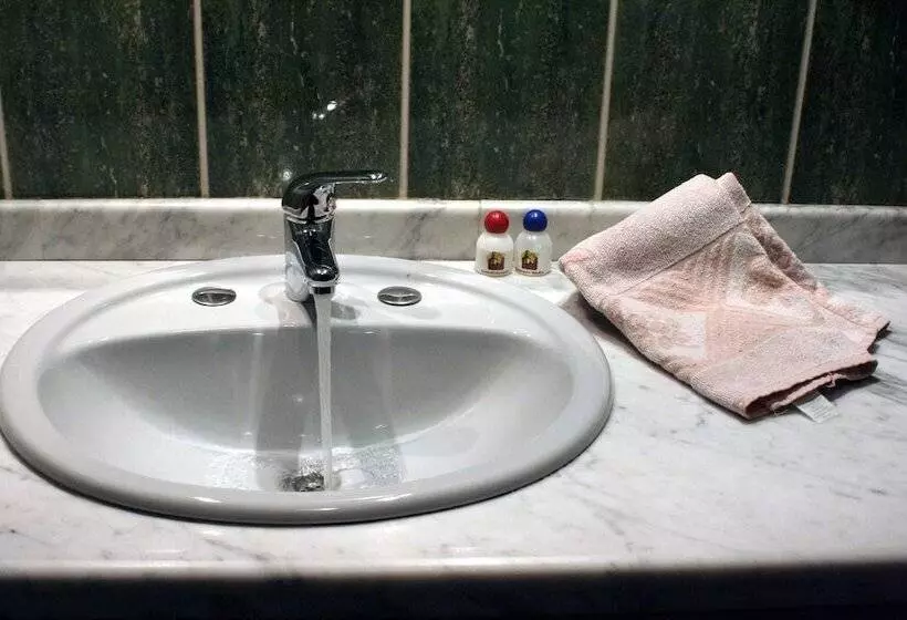 اتاق استاندارد یک نفره, Hostal Patrimonio   Sucre