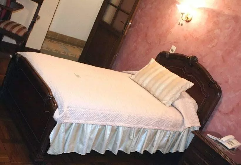 اتاق استاندارد یک نفره, Hostal Patrimonio   Sucre