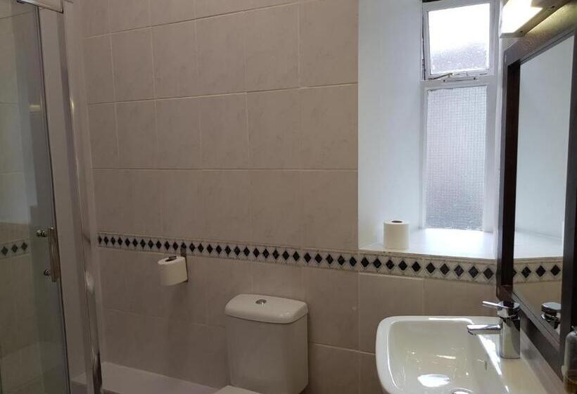 家庭间, Aberdeen House