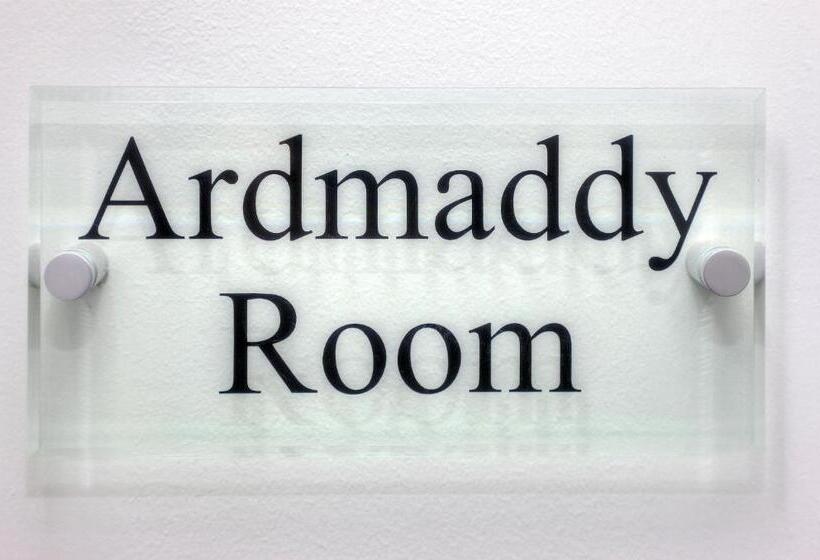 キングサイズベッドのスタンダードルーム, Ardtorna