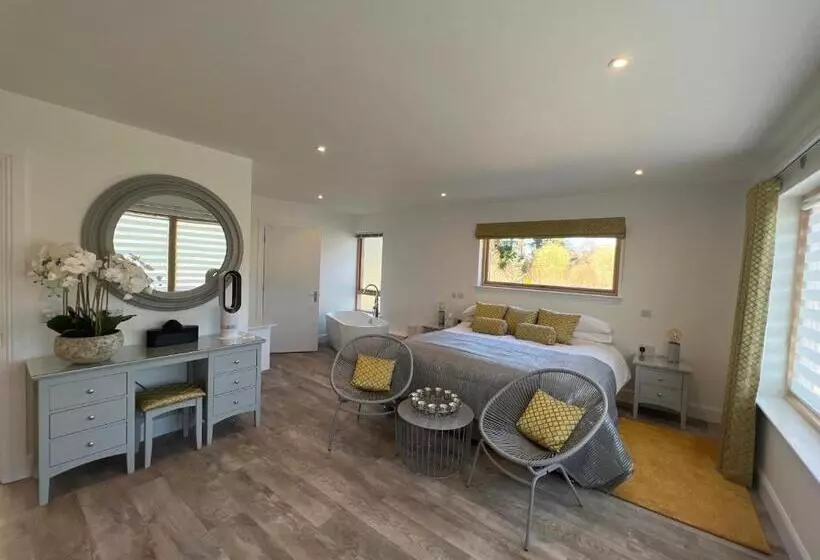 Habitació Estàndard Vista Muntanya, Ardtorna