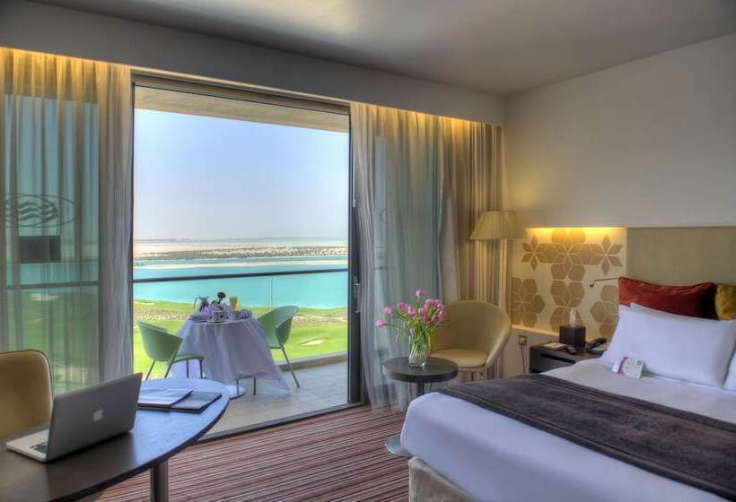 اتاق کلاس بیزنس, Crowne Plaza Yas Island, An Ihg