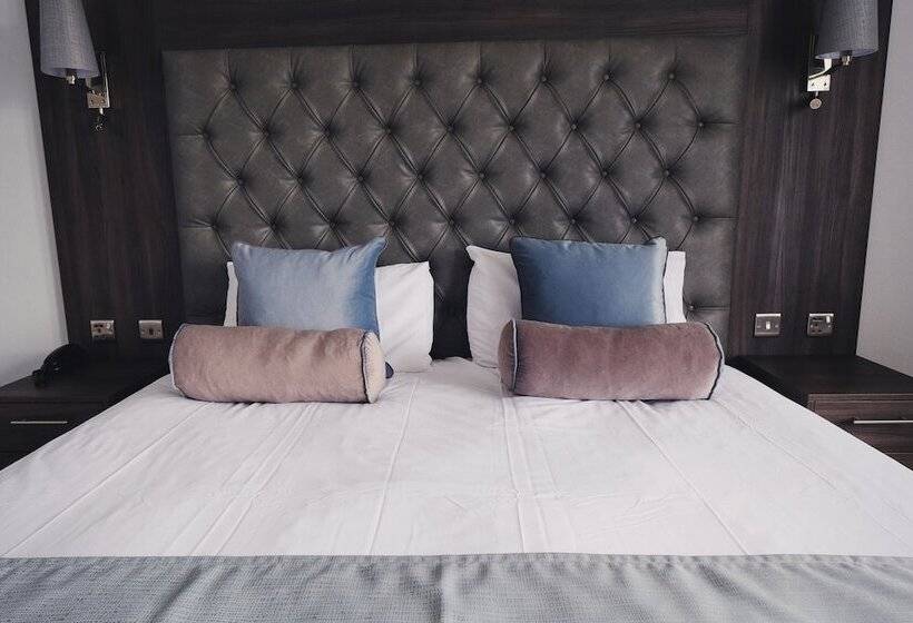 수피리어 룸, Fife Lodge