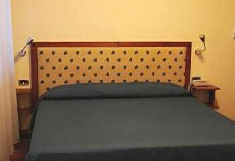 スタンダードシングルルーム, Il Castellaccio