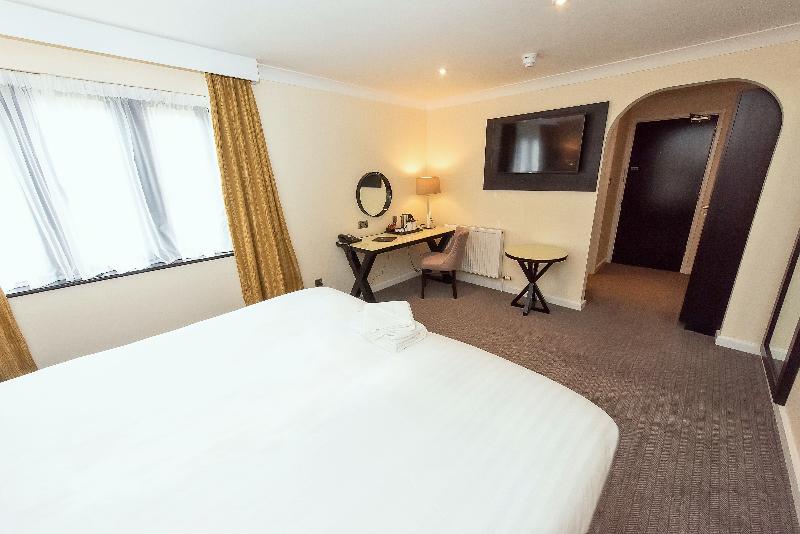 غرفة عائلية, New Place