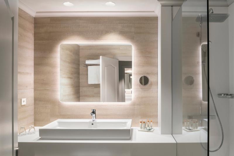 غرفة قياسية مطلّة علي البحر, Seamill Hydro