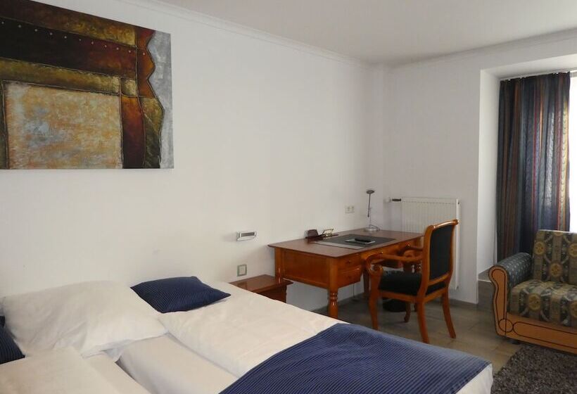 غرفة قياسية, Terminus