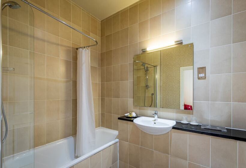 스탠다드 룸, The Pennington